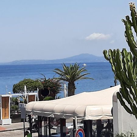 La Terrazza Dell^Ippocampo #Seaview Apartment Ísquia Exterior foto