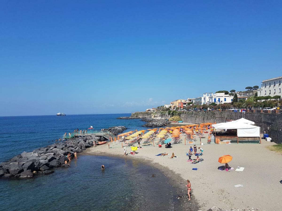 La Terrazza Dell^Ippocampo #Seaview Apartment Ísquia Exterior foto